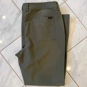 Sitka Men's olive green pants size 40 x 32